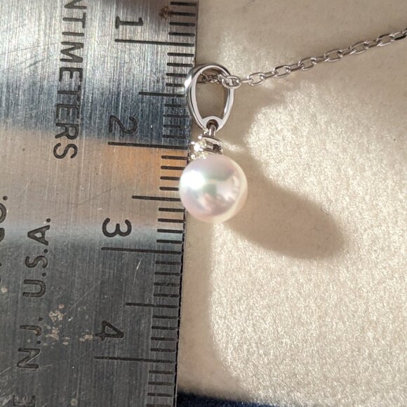 Pearl and Diamond Necklace by Mikimoto - gorgeous - Picture 4 of 8